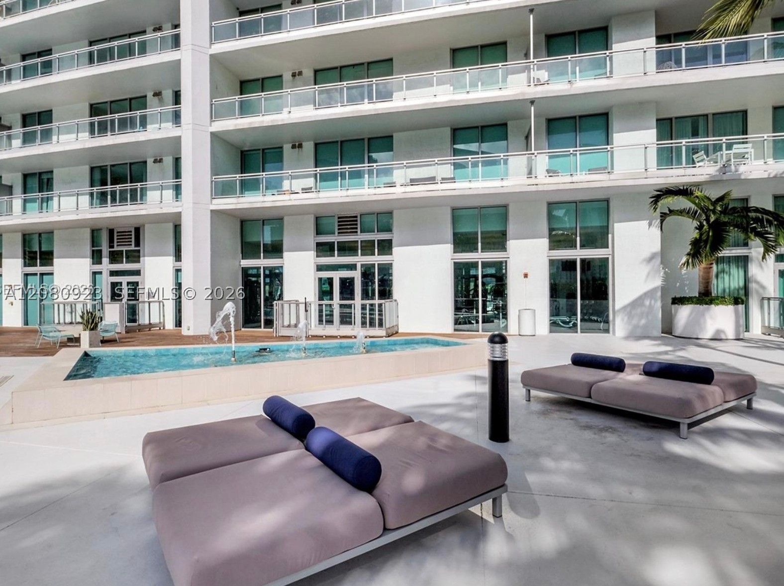 90 Southwest 3rd Street, Unit 2210 Miami, FL 33130 - Photo 11 of 21 Gallery Image 11