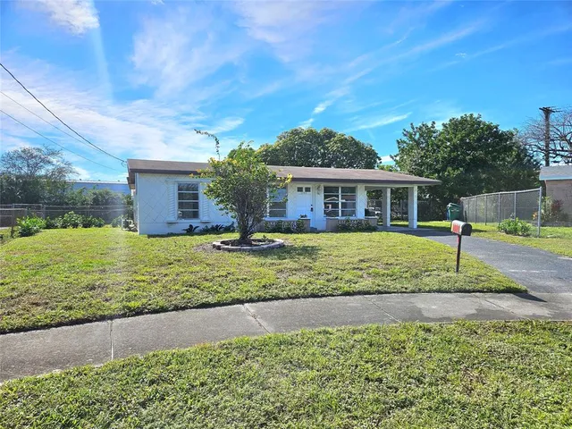 $2,200 | 3384 Northwest 17th Street, Lauderhill, FL 33311