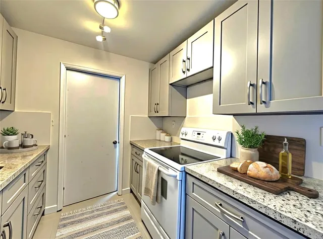 $2,200 | 3384 Northwest 17th Street, Lauderhill, FL 33311