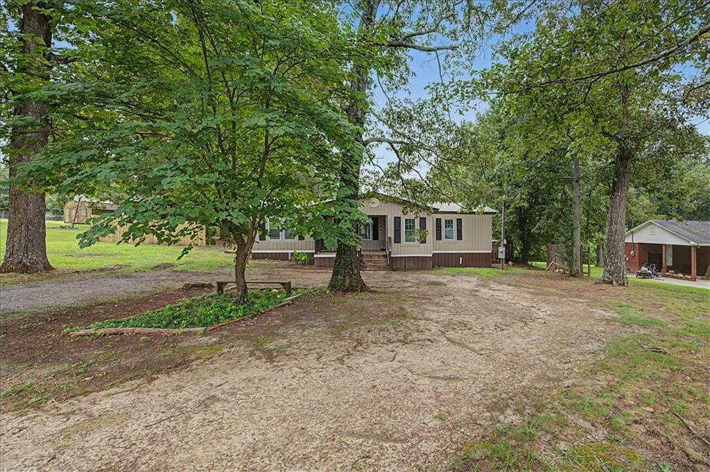 130 1st Street Calhoun, GA 30701 - Photo 2 of 42