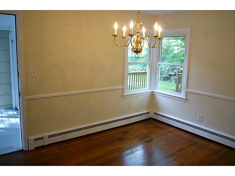 23 Cormier Road Lincoln, RI 02865 - Photo 12 of 20 Dining Room.