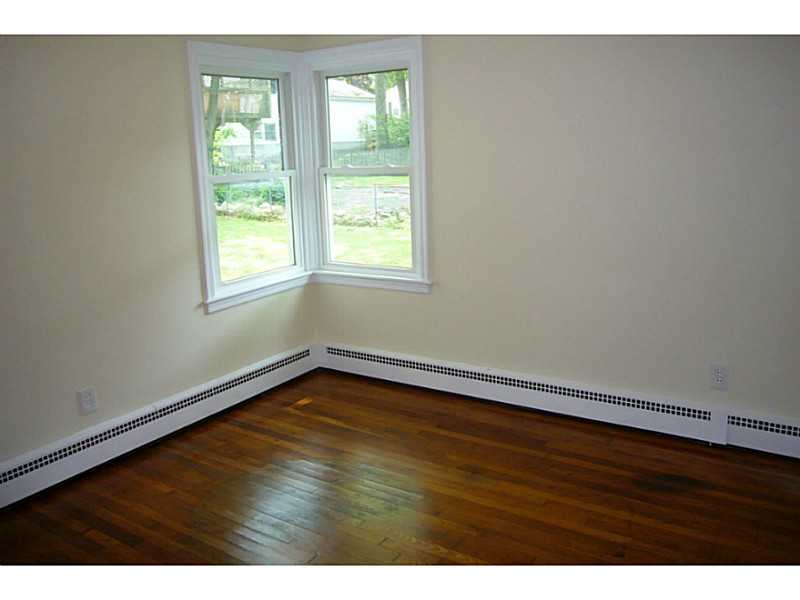 23 Cormier Road Lincoln, RI 02865 - Photo 17 of 20 Bedroom.