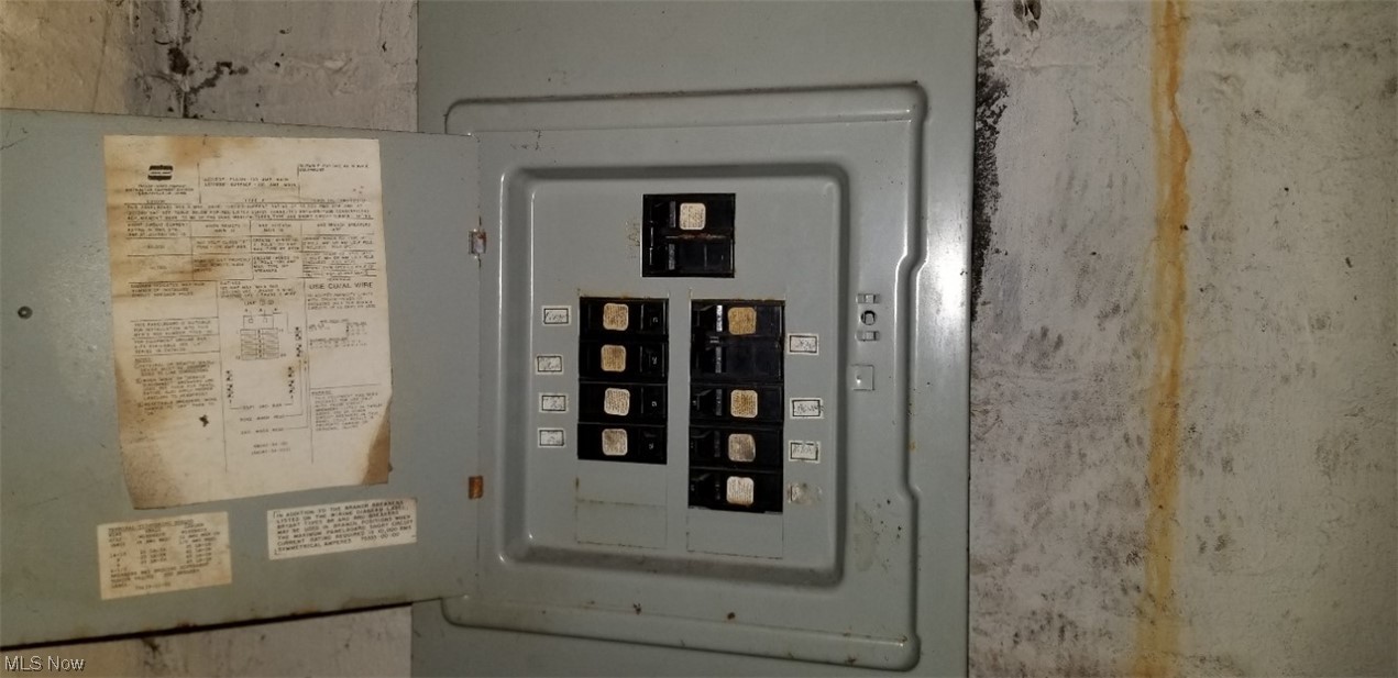 857 Aberdeen Street Akron, OH 44310 - Photo 20 of 23 View of utility room