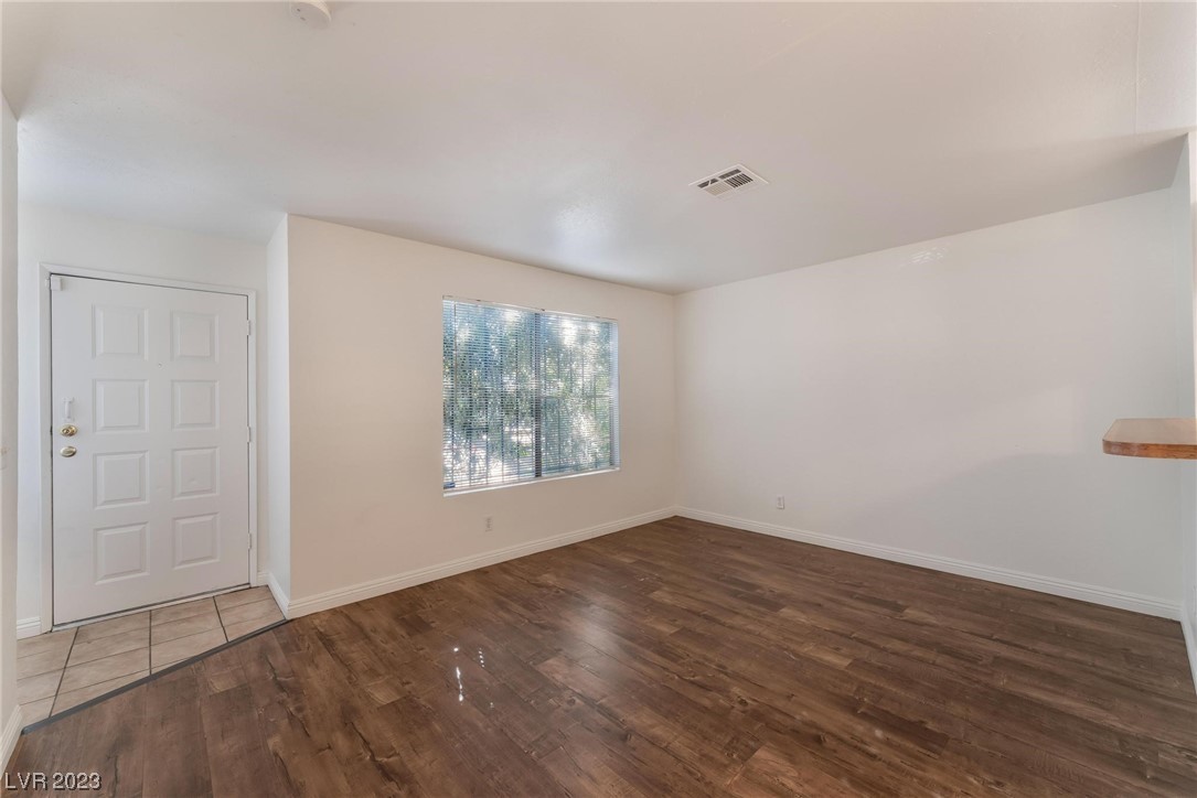 3976 Colors Court, Unit 34 Las Vegas, NV 89103 - Photo 6 of 28