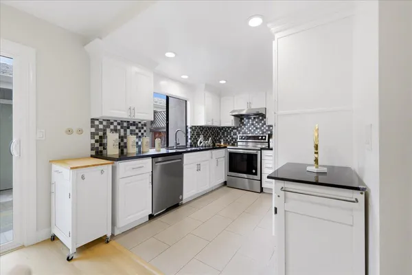 $1,280,000 | 803 Perseus Lane, Foster City, CA 94404