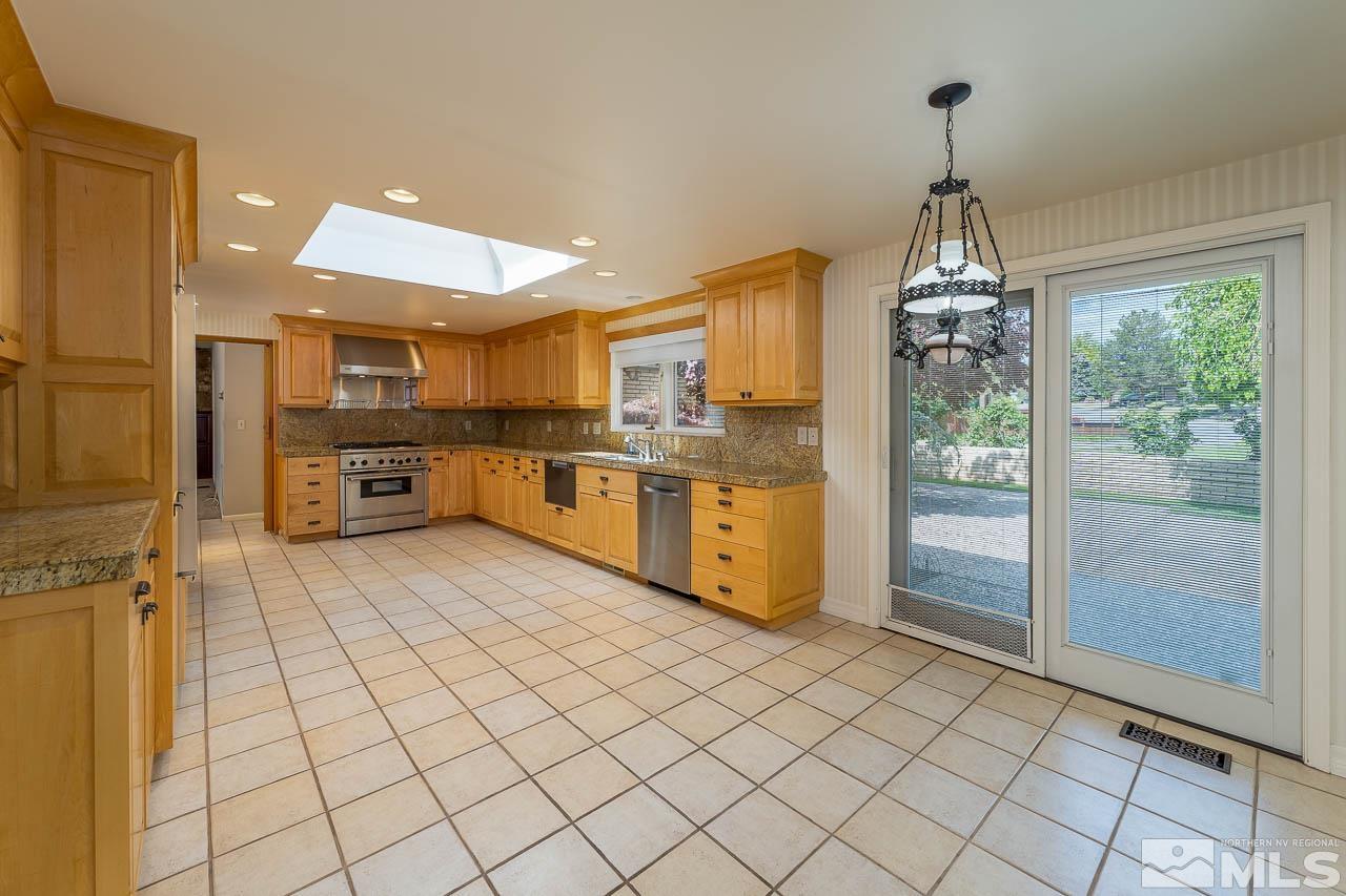 4490 Plumas Street Reno, NV 89509 - Photo 15 of 38 Photo 15