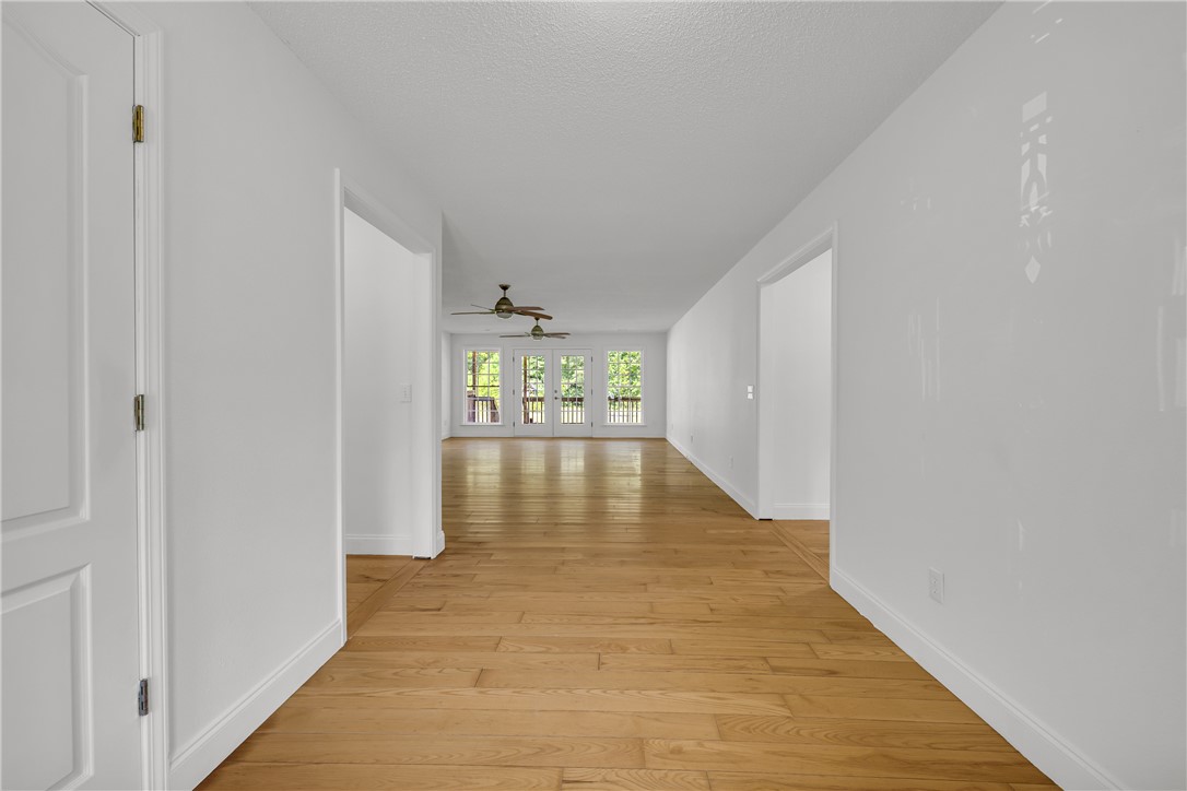 551 Good Life Way Salem, SC 29676 - Photo 8 of 43 Foyer