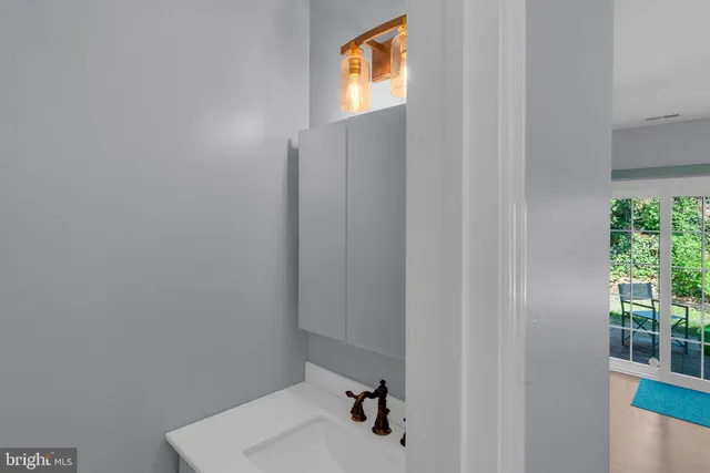 $395,000 | 1111 Hickory Court, Monmouth Junction, NJ 08852