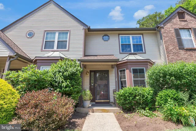 $395,000 | 1111 Hickory Court, Monmouth Junction, NJ 08852