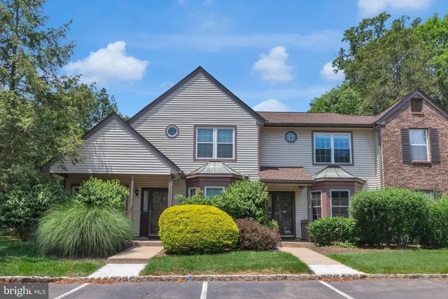 $395,000 | 1111 Hickory Court, Monmouth Junction, NJ 08852