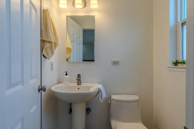 $1,239,000 | 711 Lundy Way, Pacifica, CA 94044