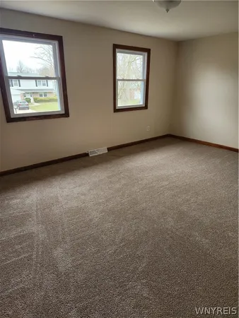 $317,777 | 114 East Summerset Lane, Amherst, NY 14228