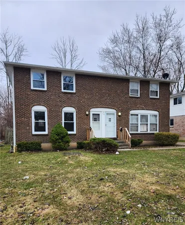 $317,777 | 114 East Summerset Lane, Amherst, NY 14228