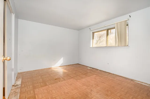 $147,700 | 1043 Ashridge Lane, University Park, IL 60484