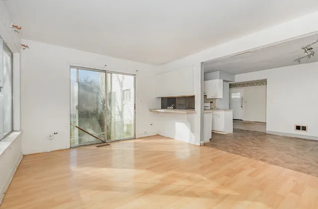 $147,700 | 1043 Ashridge Lane, University Park, IL 60484