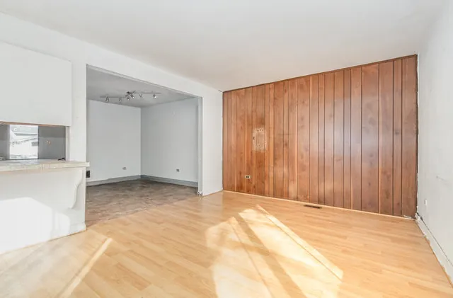 $147,700 | 1043 Ashridge Lane, University Park, IL 60484