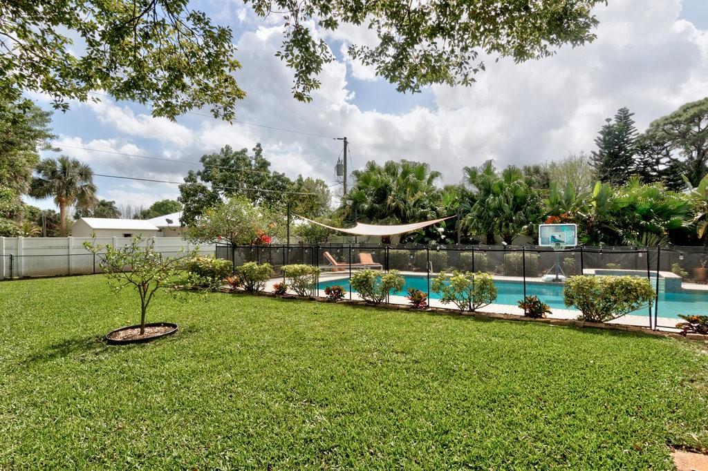 265 Del Monte Road Sebastian, FL 32958 - Photo 34 of 36 Gallery Image 34