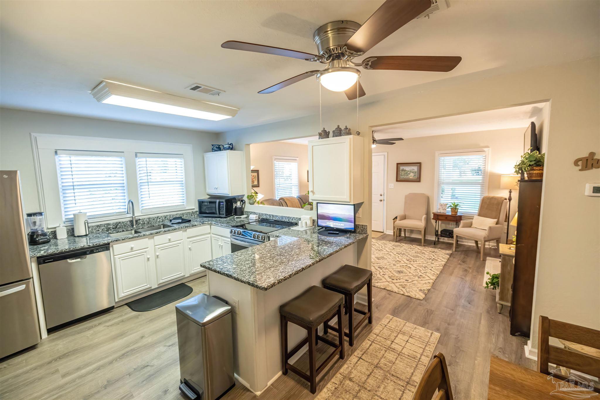 1148 West 9 & Half Mile Road Pensacola, FL 32534 - Photo 12 of 39