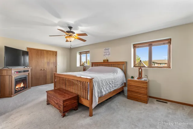 $695,000 | 16830 Pineview Drive, Homer Glen, IL 60491