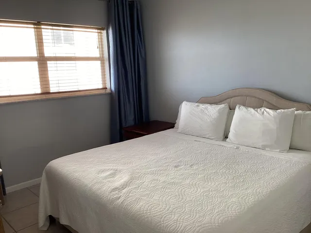 $3,700 | 3101 South Ocean Boulevard, Unit 924, Highland Beach, FL 33487