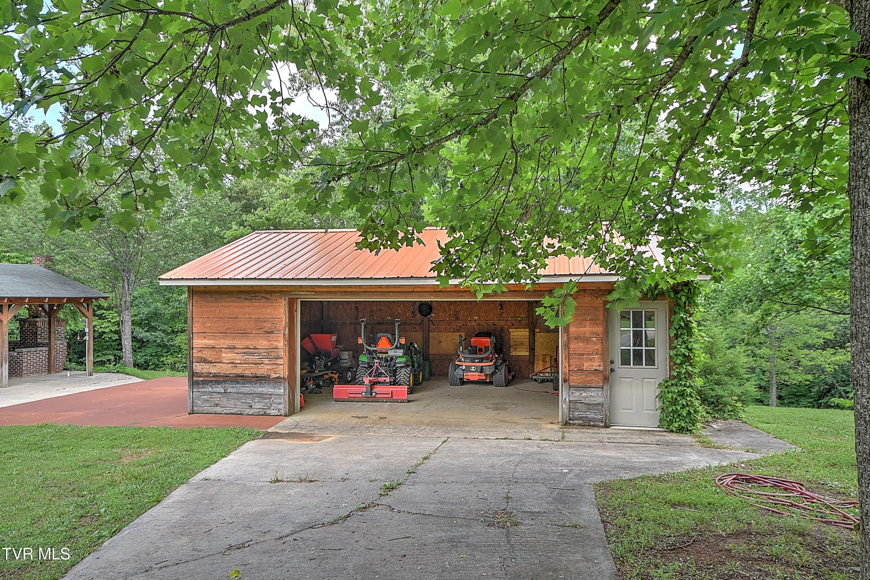 1374 West Allens Bridge Road Greeneville, TN 37743 - Photo 58 of 96 1374 W Allens Bridge EH-58