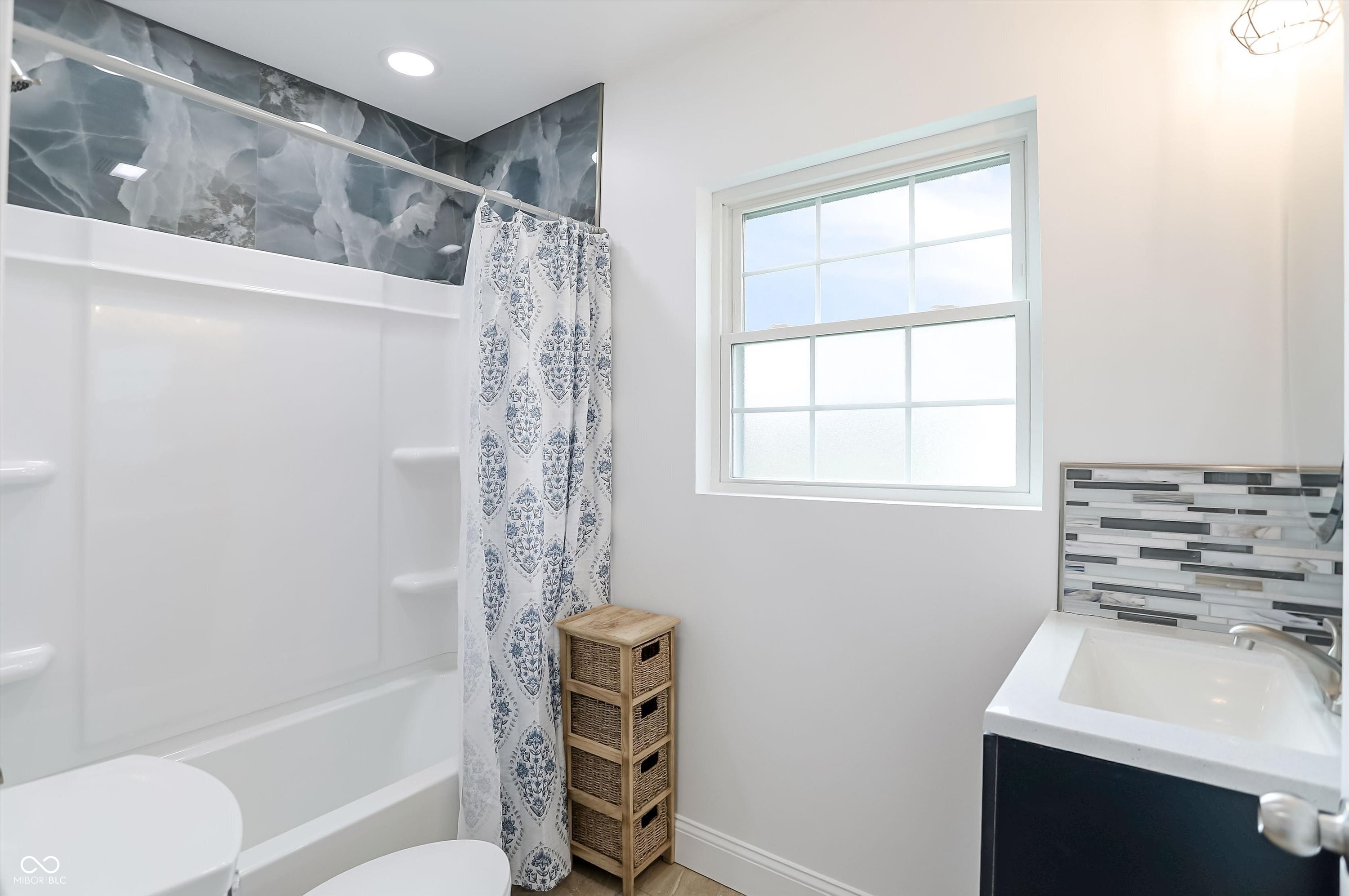 7902 Alexander Street Indianapolis, IN 46259 - Photo 11 of 20