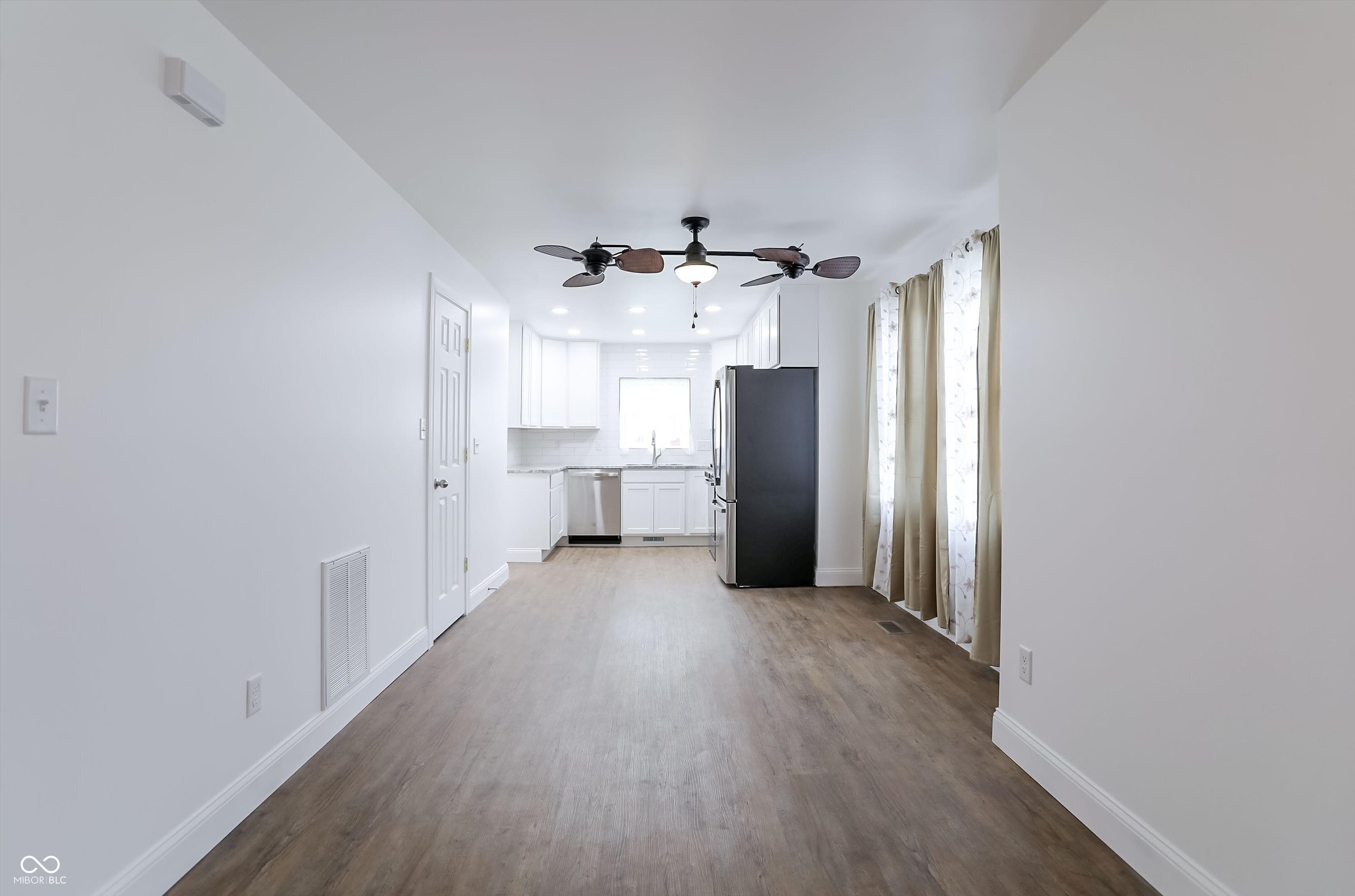 7902 Alexander Street Indianapolis, IN 46259 - Photo 6 of 20