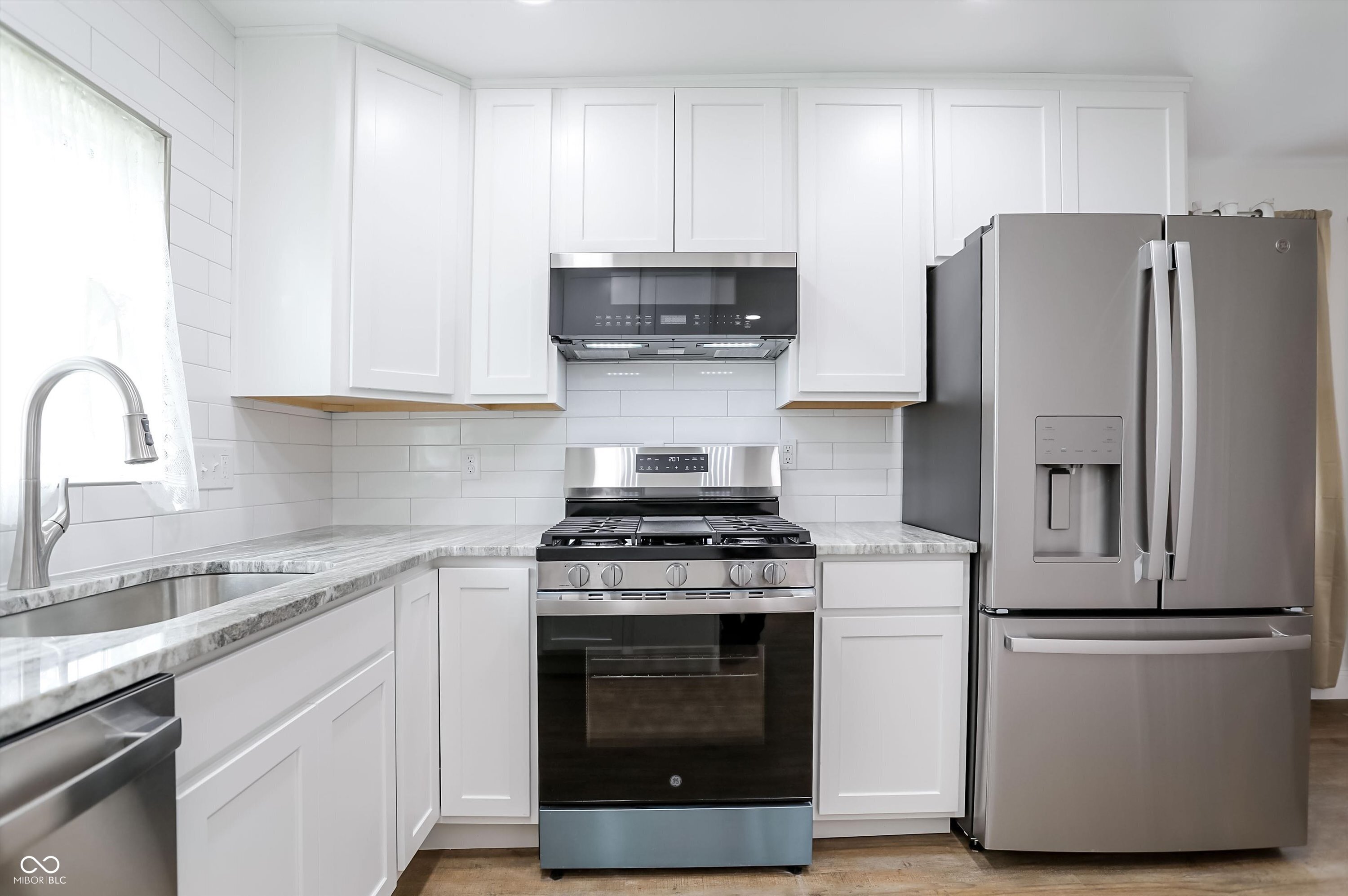 7902 Alexander Street Indianapolis, IN 46259 - Photo 8 of 20