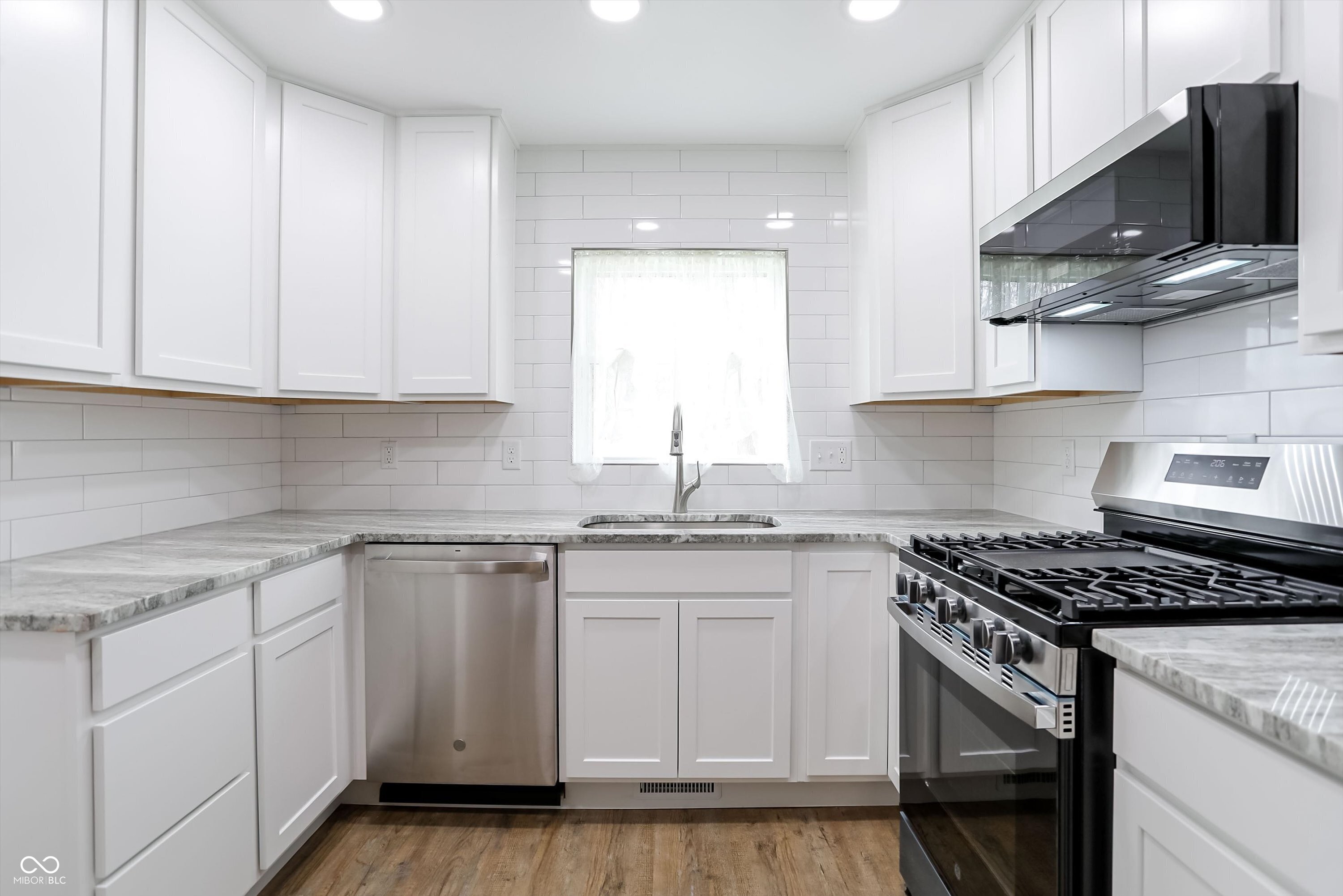 7902 Alexander Street Indianapolis, IN 46259 - Photo 10 of 20