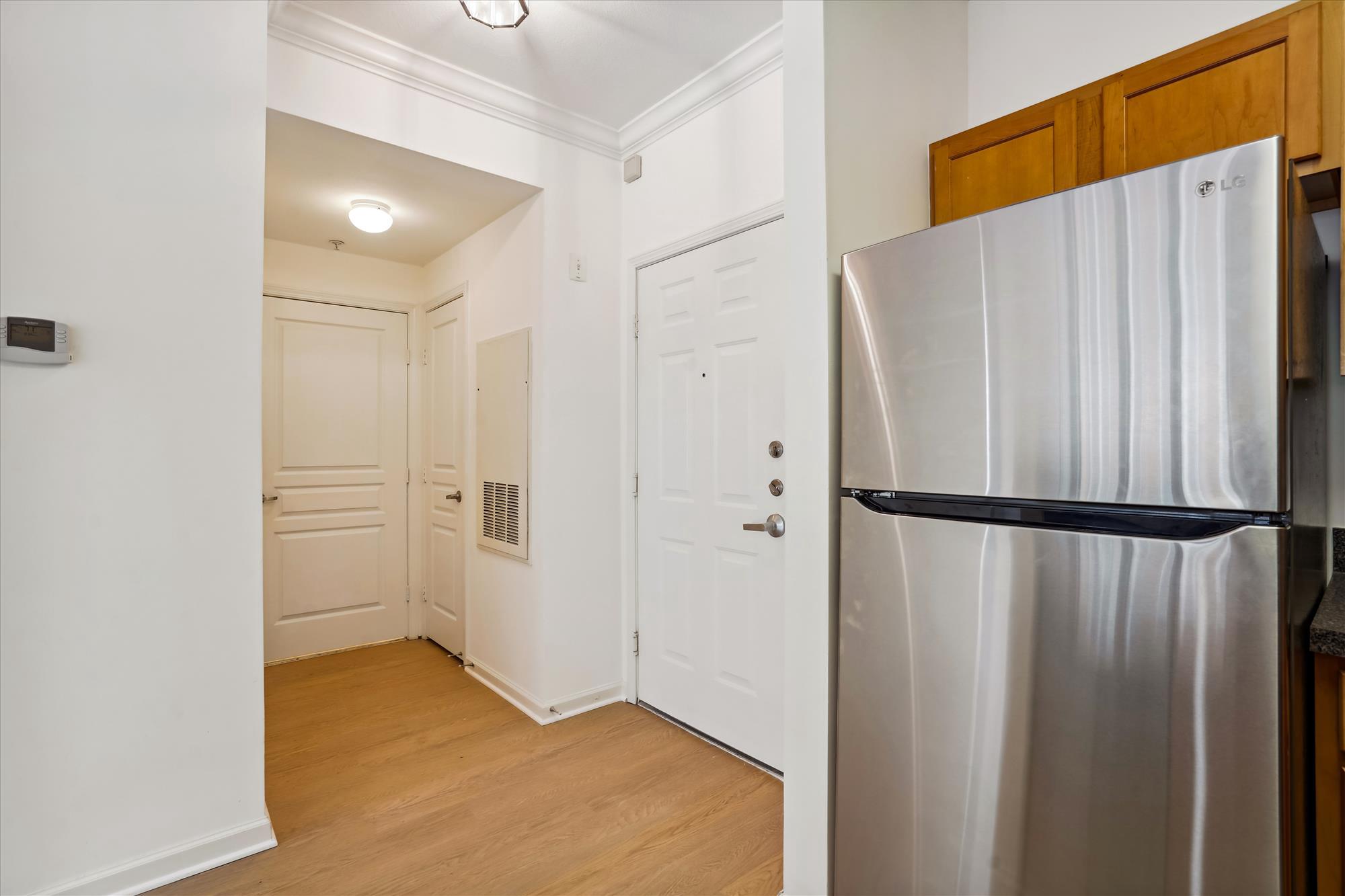 12000 Market Street, Unit 310 Reston, VA 20190 - Photo 2 of 22 Entryway