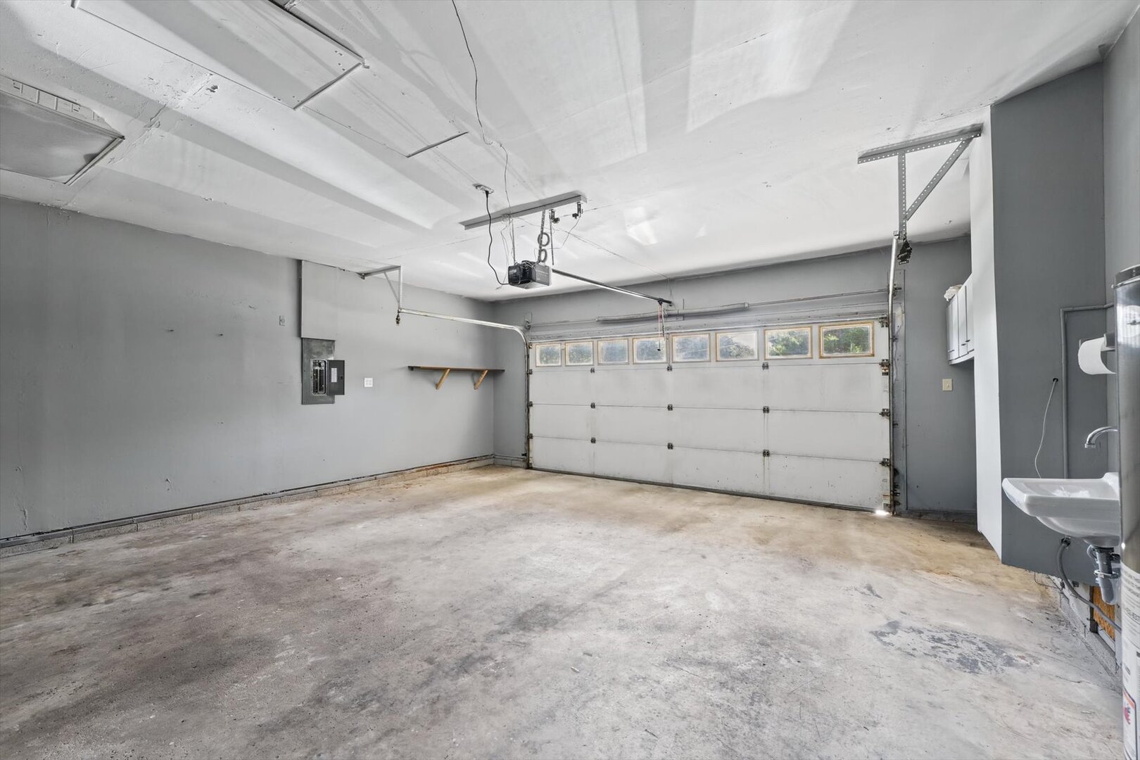 2210 East Perkins Road Urbana, IL 61802 - Photo 27 of 37 Gallery Image 27