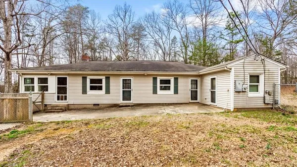 $310,000 | 9185 US Highway 220 Business North, Randleman, NC 27317