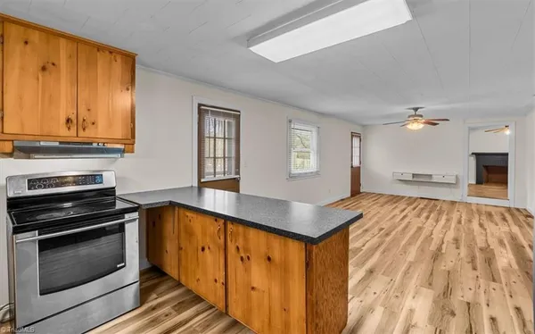 $340,000 | 9185 US Highway 220 Business North, Randleman, NC 27317