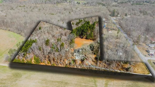 $340,000 | 9185 US Highway 220 Business North, Randleman, NC 27317