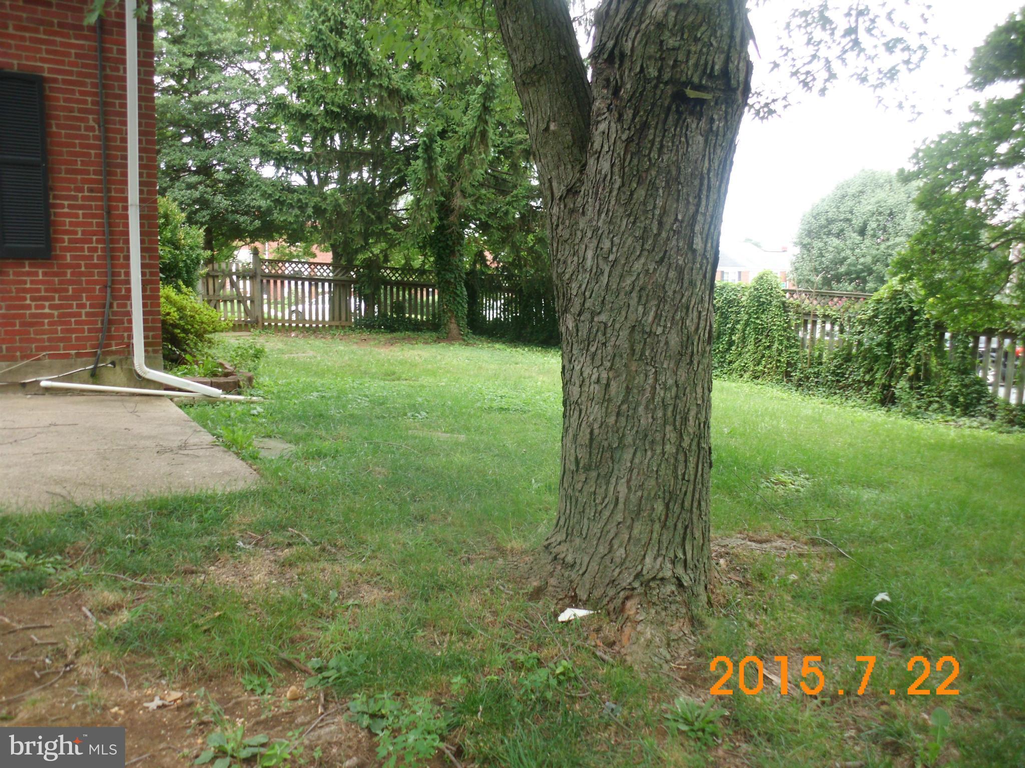 943 Radcliffe Road Baltimore, MD 21204 - Photo 3 of 10 Exterior (Rear)