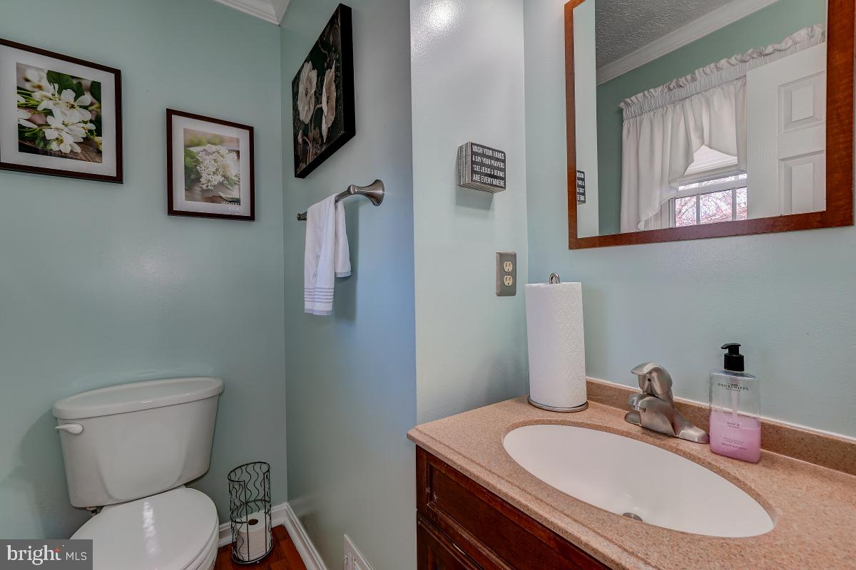 10469 Labrador Loop Manassas, VA 20112 - Photo 9 of 60 Gallery Image 9