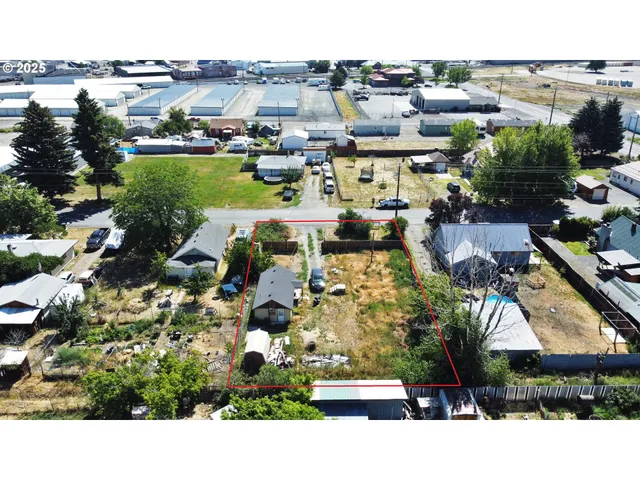 $97,500 | 2185 14th Street, Baker City, OR 97814