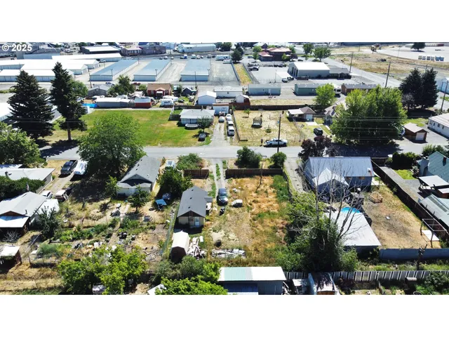 $97,500 | 2185 14th Street, Baker City, OR 97814