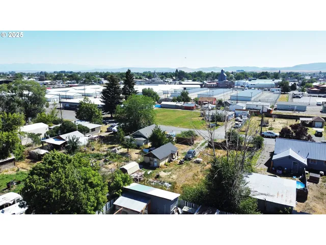 $97,500 | 2185 14th Street, Baker City, OR 97814