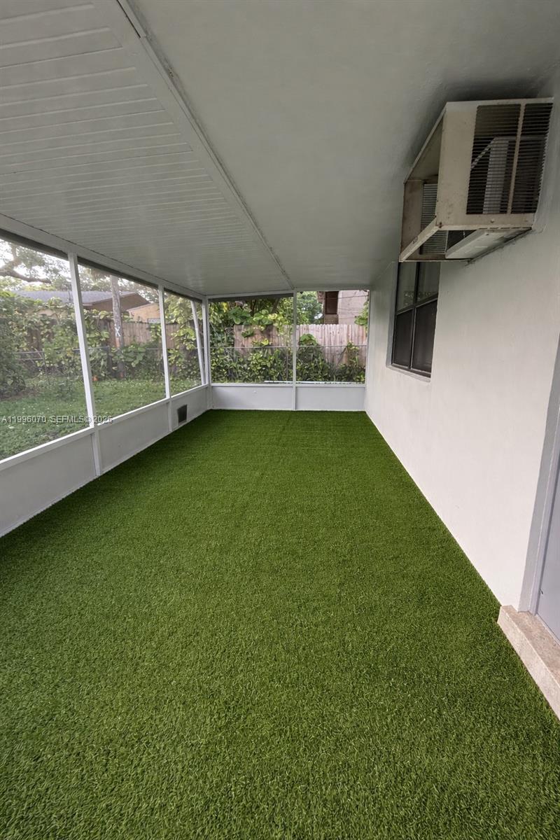 6071 Southwest 33rd Street, Unit 4 Miramar, FL 33023 - Photo 17 of 20