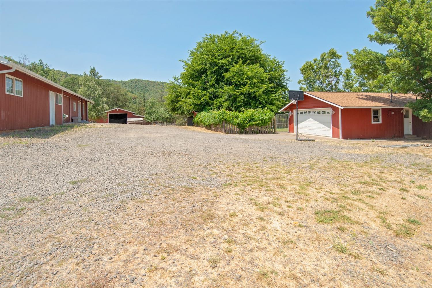 5595 Kane Creek Road Central Point, OR 97502 - Photo 14 of 30 Additional Photo