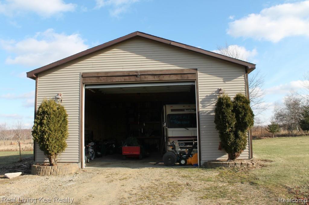 3855 Bishop Road Dryden, MI 48428 - Photo 13 of 26 IMG_1119.jpg