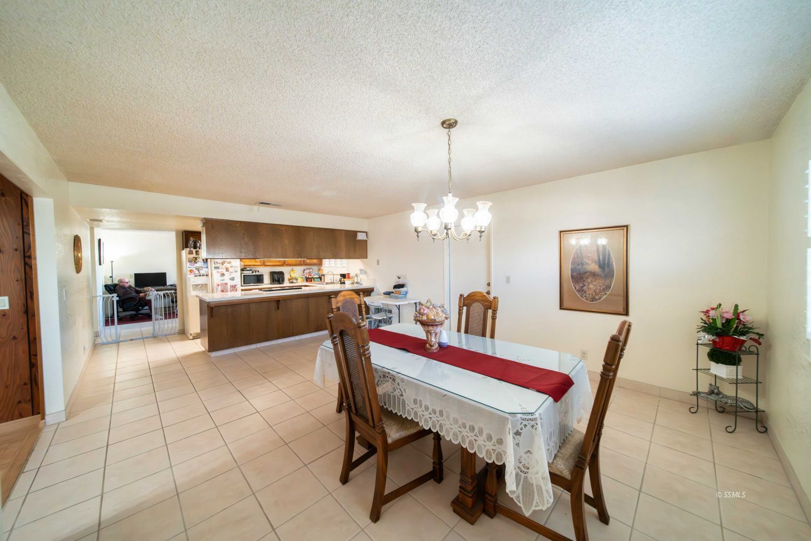601 West Ward Avenue Ridgecrest, CA 93555 - Photo 10 of 36