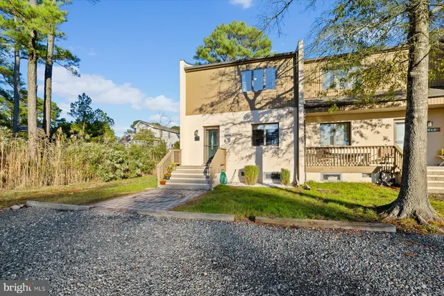 $539,900 | 761 D Salt Pond Road, Bethany Beach, DE 19930