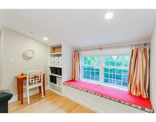 715 Boston Post Road Weston, MA 02493 - Photo 9 of 16