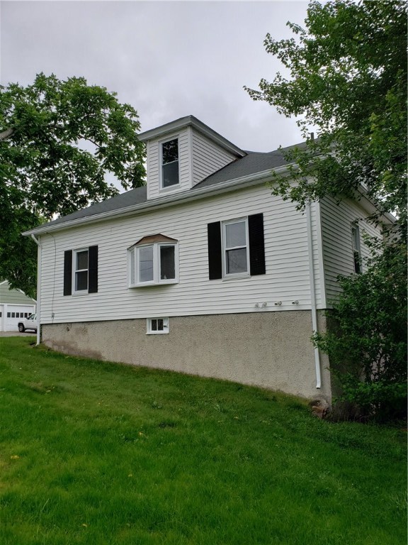 282 St Barnabe Street Woonsocket, RI 02895 - Photo 2 of 38