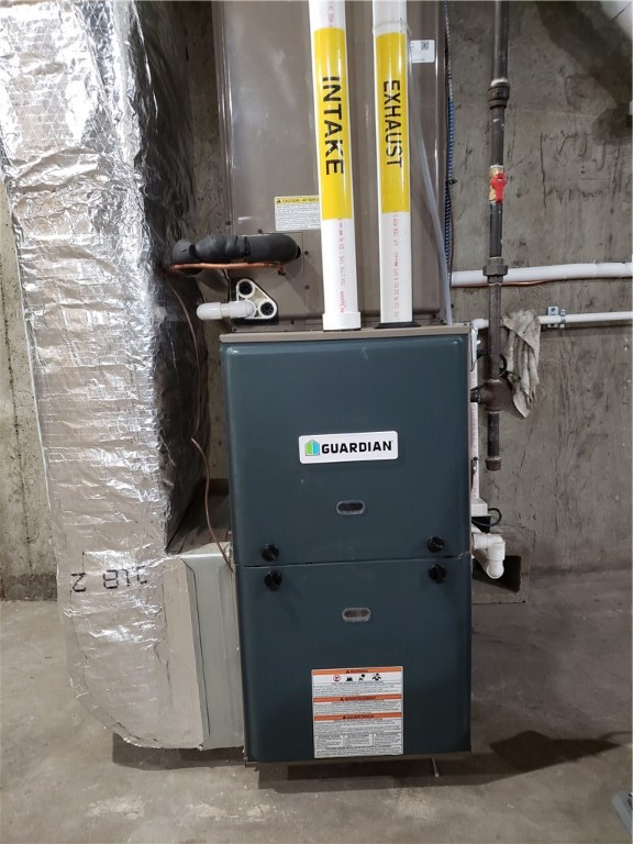 282 St Barnabe Street Woonsocket, RI 02895 - Photo 31 of 38