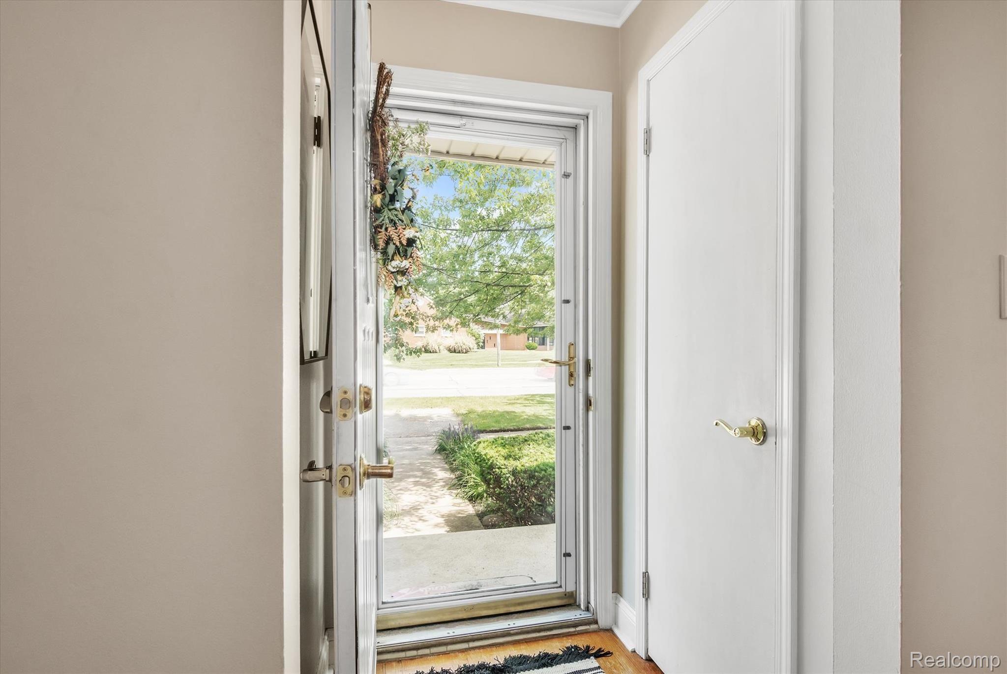 9539 Inkster Road Livonia, MI 48150 - Photo 6 of 52 9539 Inkster Rd-Windowstill-Real-Estate-Photography-6.jpg