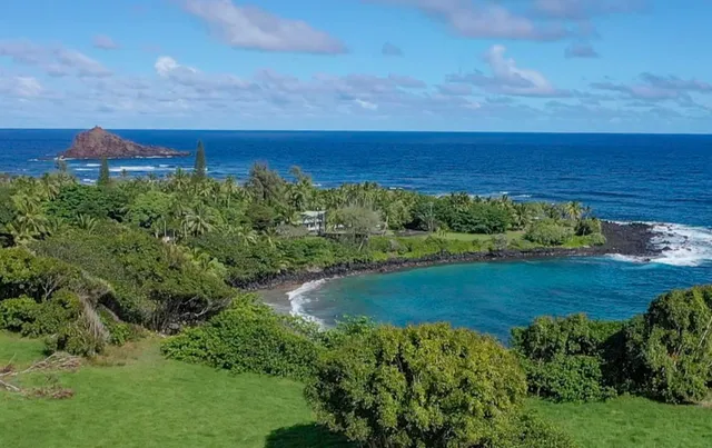 $925,000 | 495 Haneoo Road, Hana, HI 96713