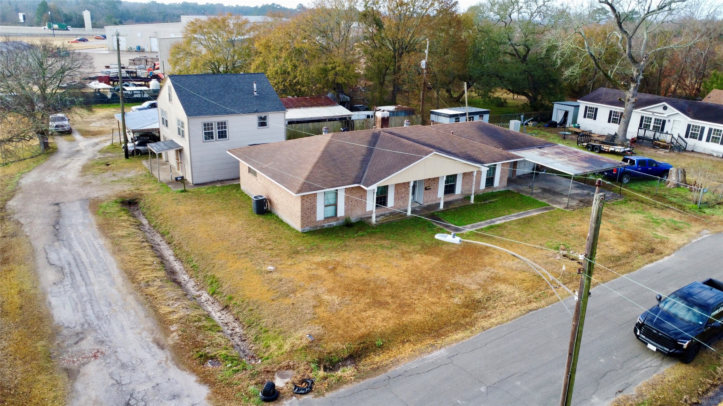 301 Travis Street Baytown, TX 77520 - Photo 2 of 37 Great corner lot!